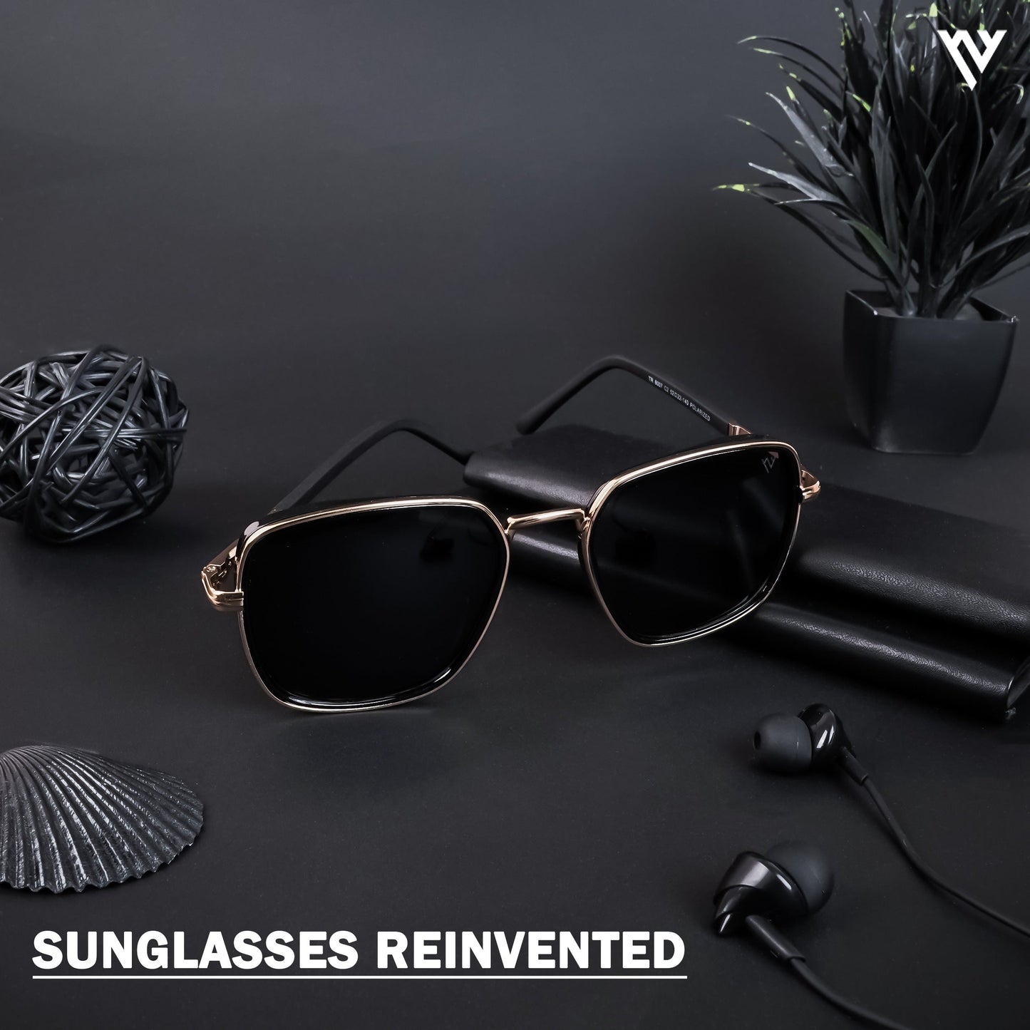 Square Golden & Black Polarized Sunglasses - PMG4434