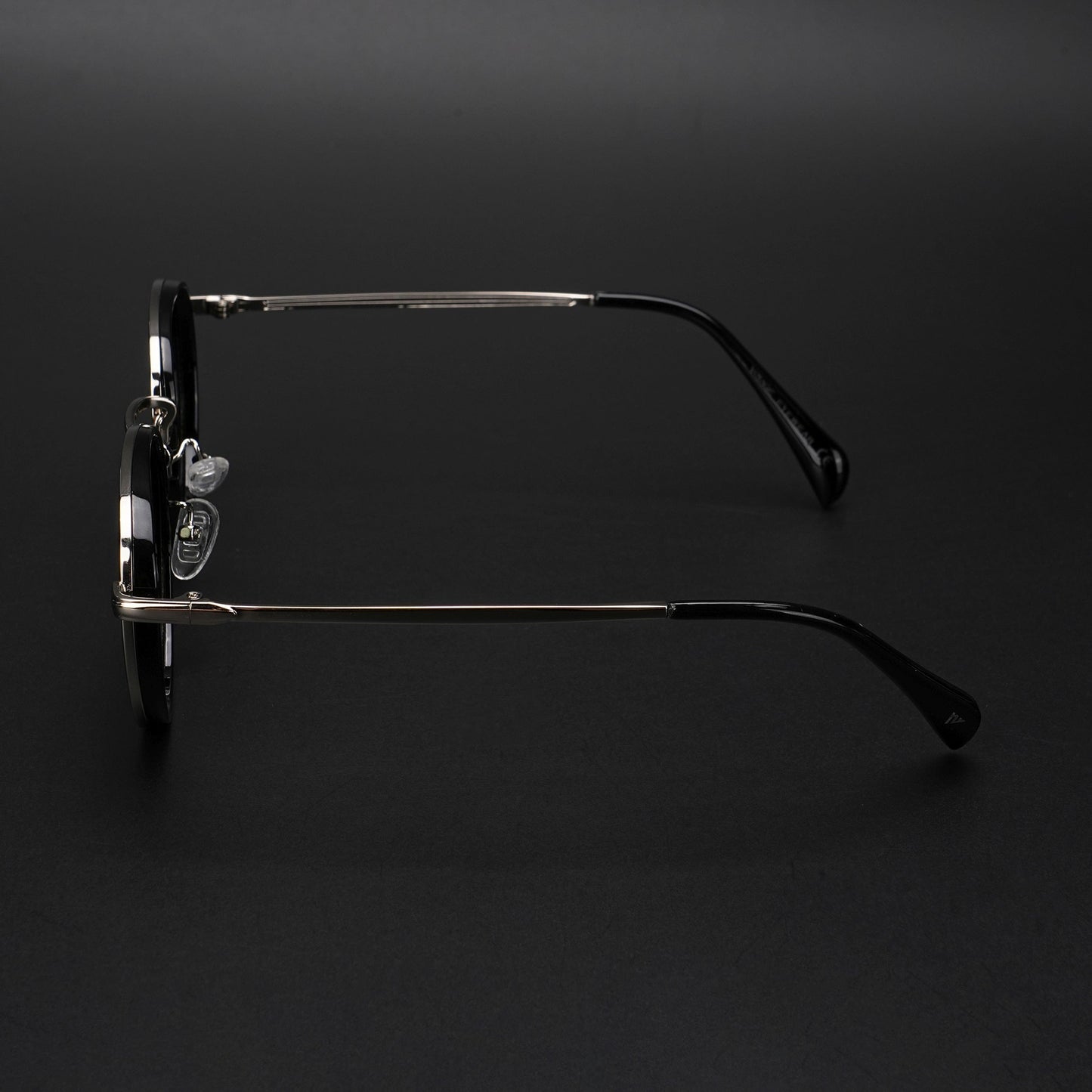 Round Polarized Sunglasses (Green Lens | Silver Frame - PMG5856)