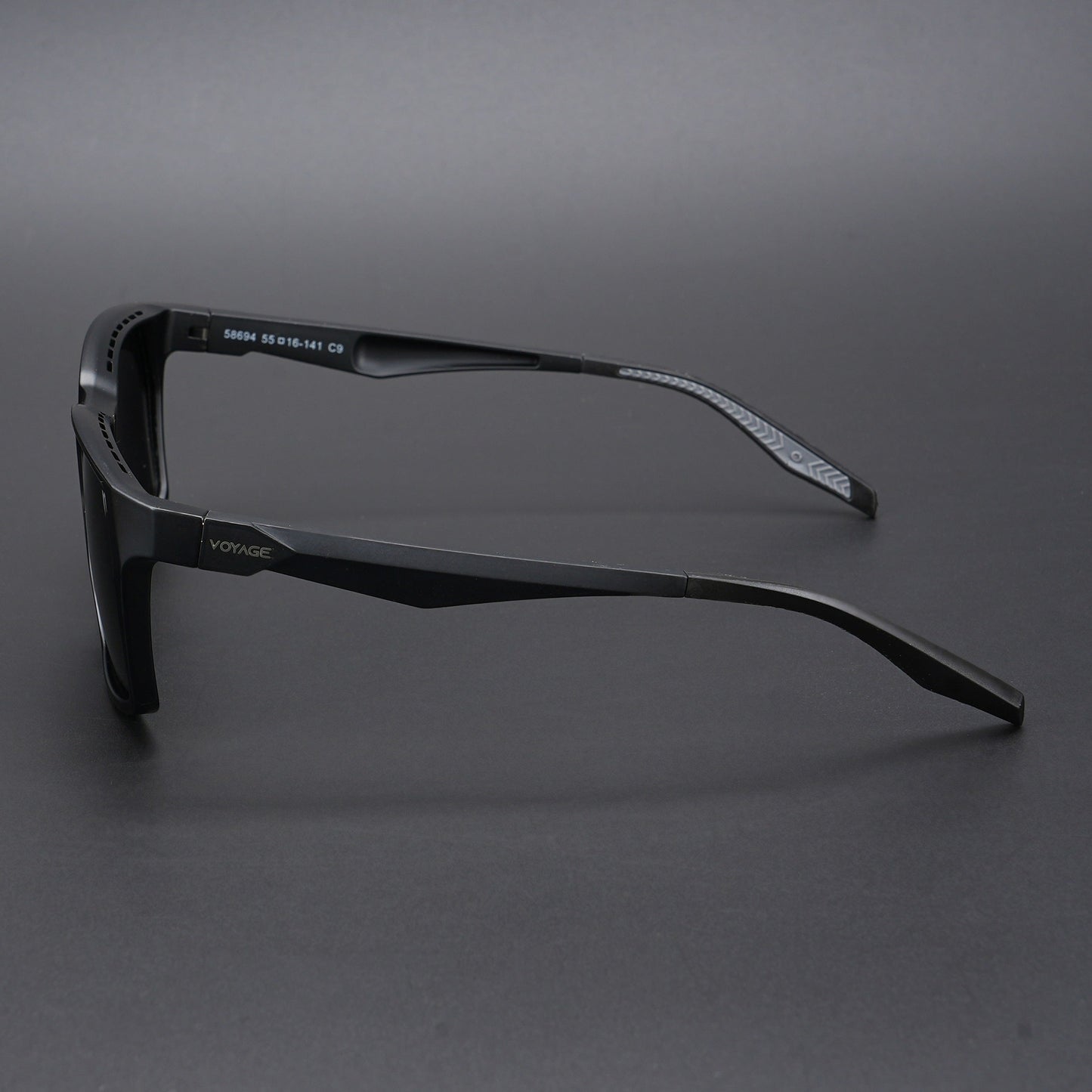 Wayfarer Polarized Sunglasses (Black Lens | Matt Black Frame - PMG5281)