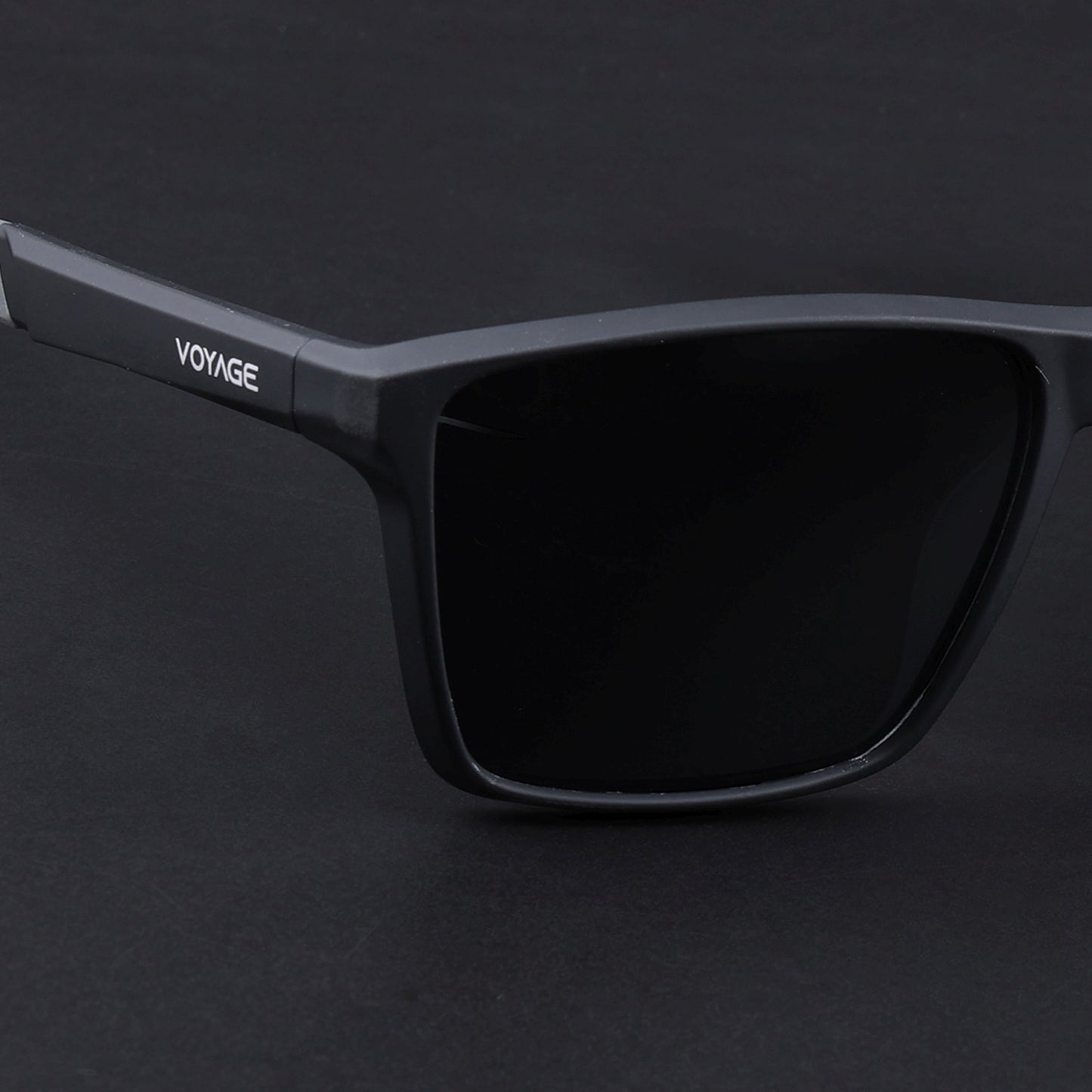 Wayfarer Polarized Sunglasses | Black Lens | Black Frame - PMG6749