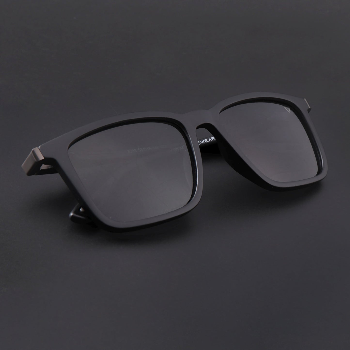 Beast | Matt Black Polarized Square Sunglasses | PMG6634