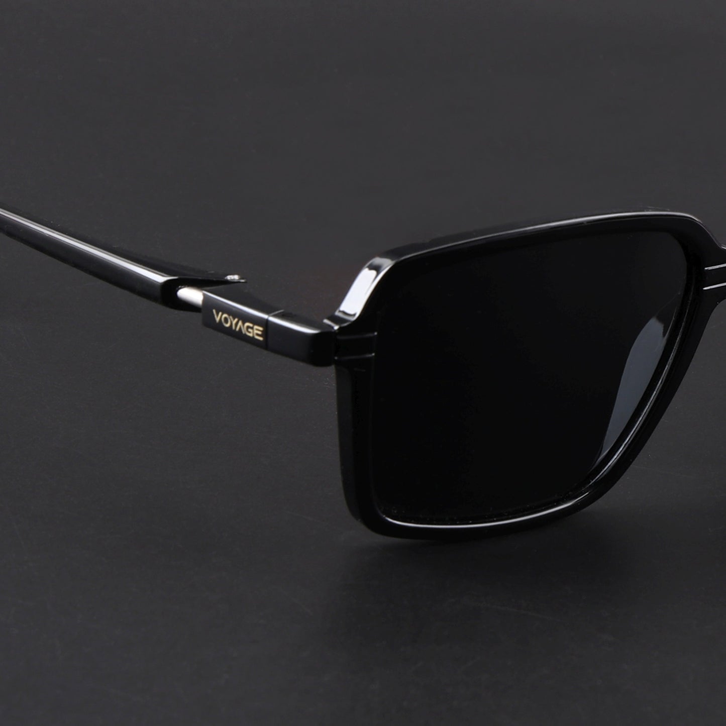Hydra | Shine Black Polarized Square Sunglasses | PMG6653