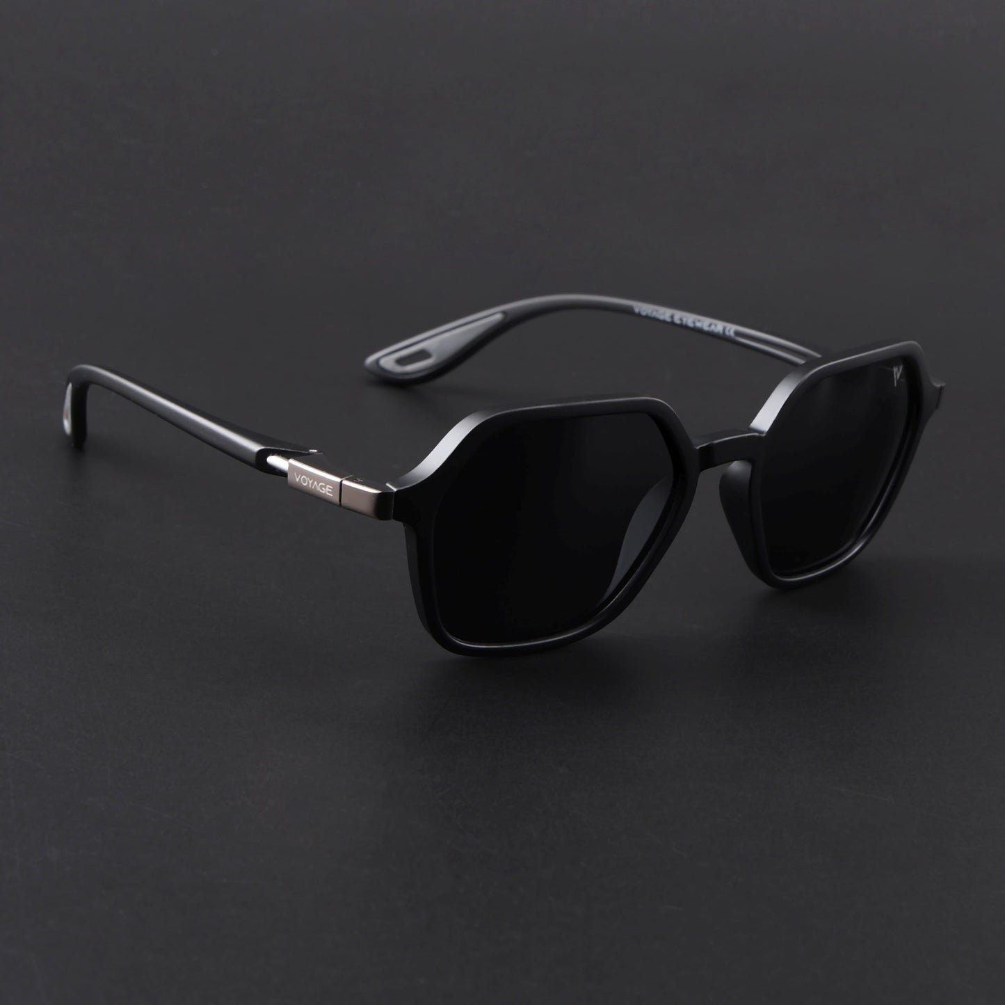 EdgeX | Matt Black Polarized Hexagon Sunglasses | PMG6640