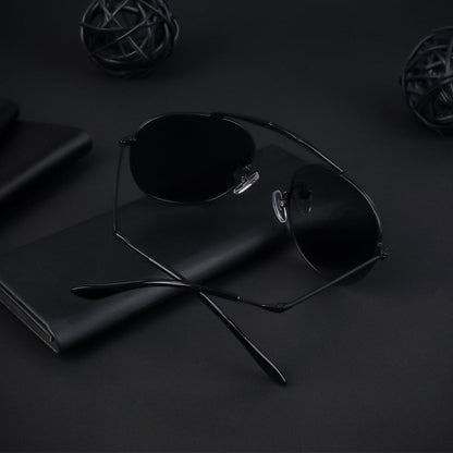 Twist | Black Polarized Round Sunglasses - PMG4145