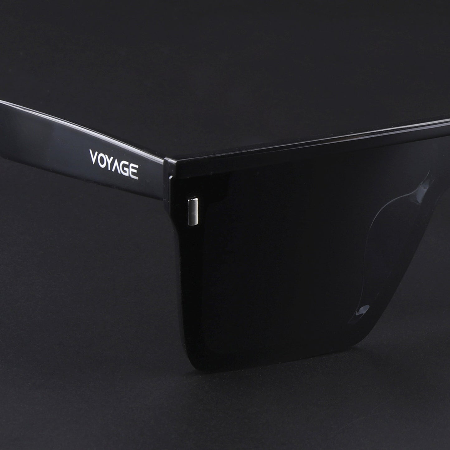 Rover | Black Polarized Wayfarer Sunglasses - PMG4574