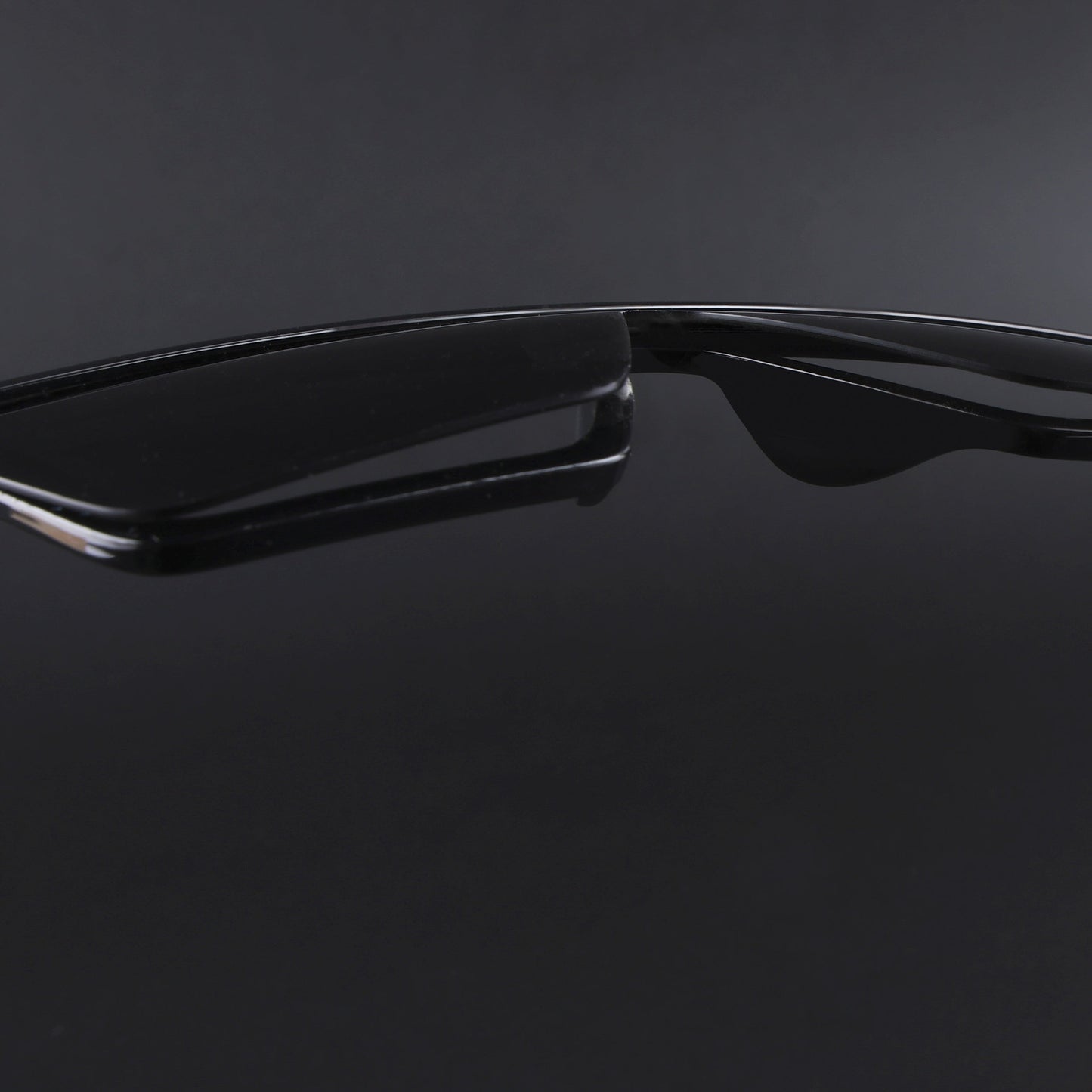 Rover | Black Polarized Wayfarer Sunglasses - PMG4574