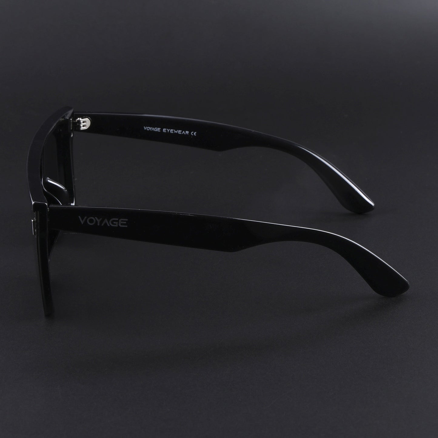 Rover | Black Polarized Wayfarer Sunglasses - PMG4574