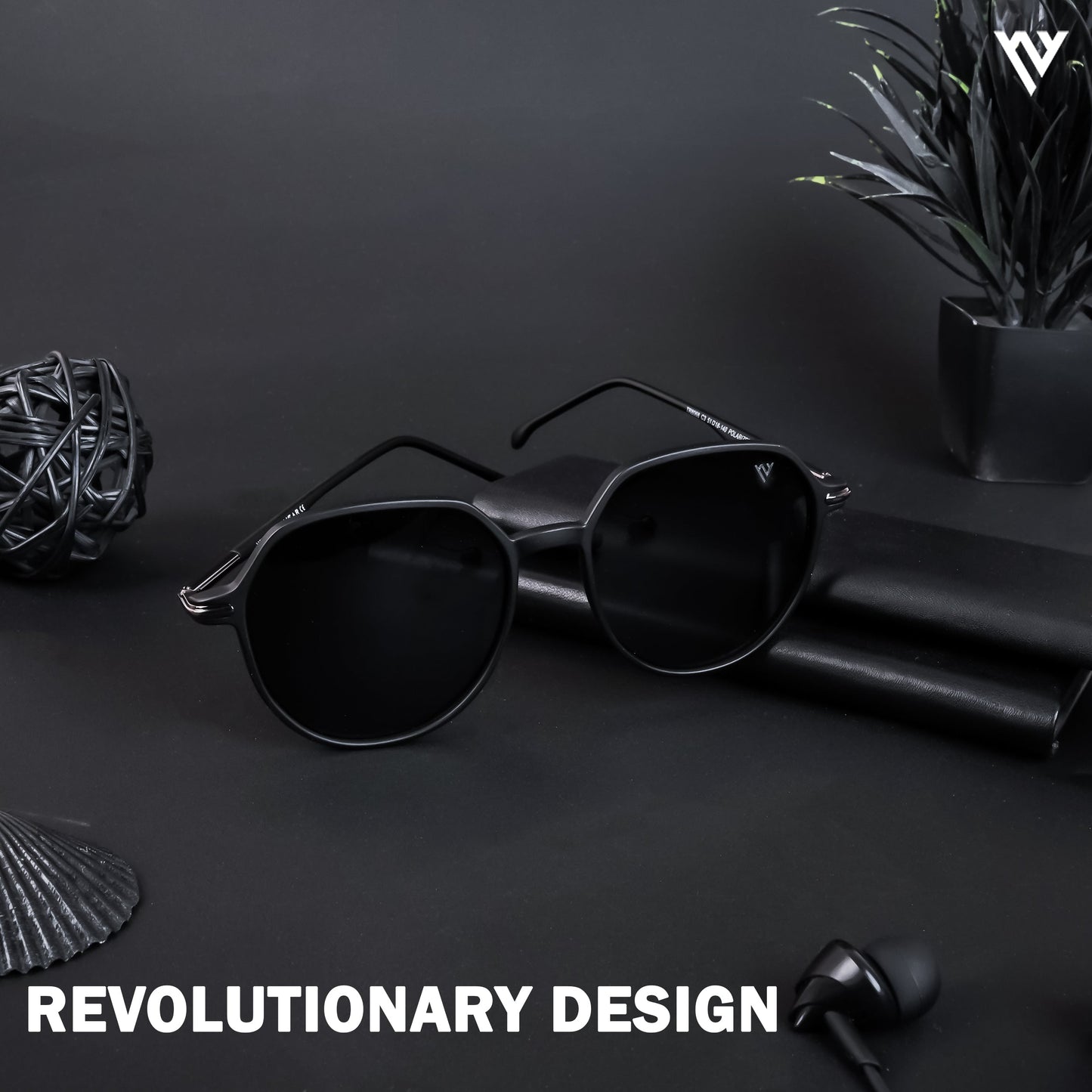Grit | Matte Black Polarized Round Sunglasses - PMG4299