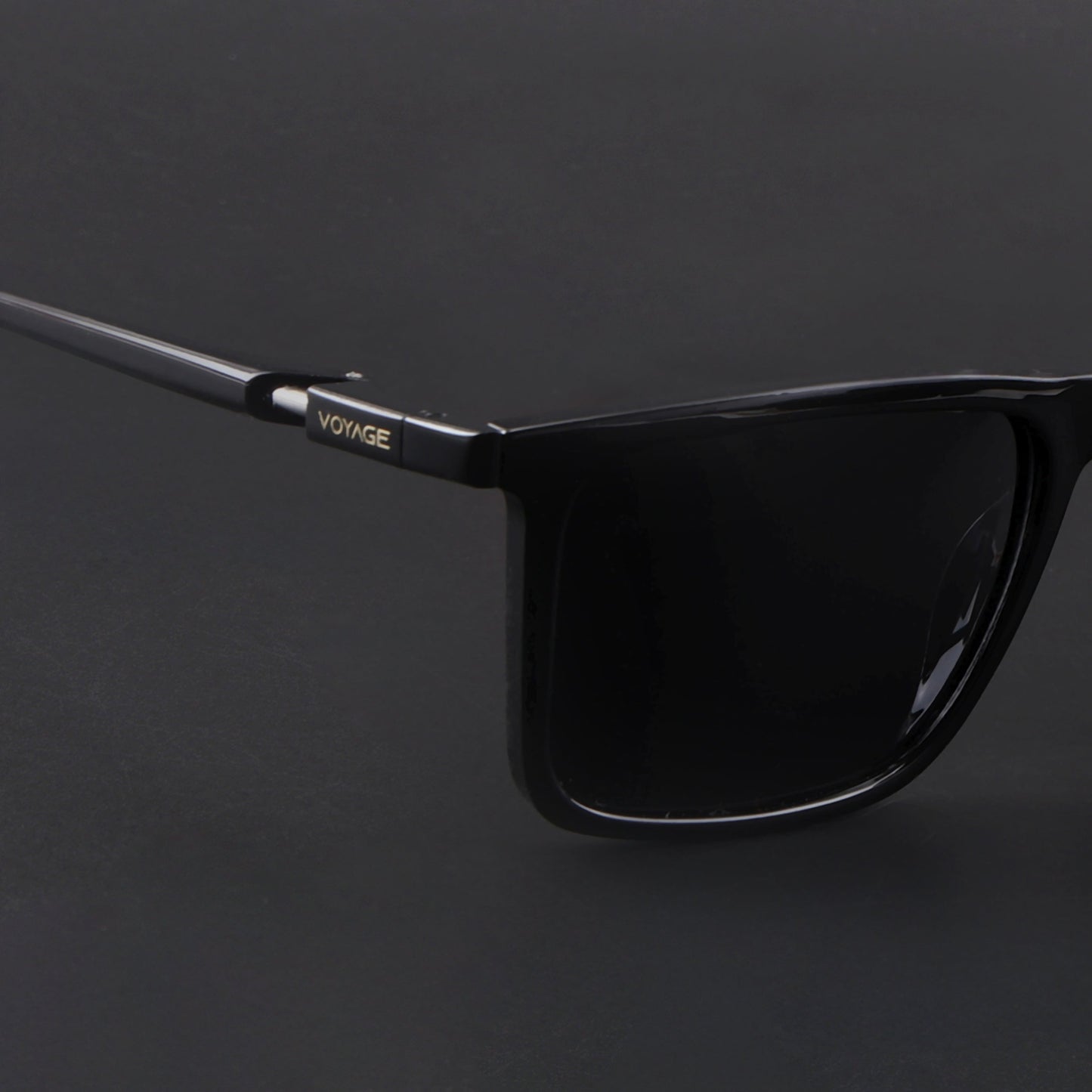 Beast 2.0 | Shine Black  Polarized Square Sunglasses | PMG6646